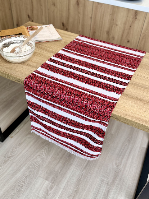 Скатертина-доріжка (ранер) вишита 140 х 47 см (анс5-1-14) - стильний акцент і затишок у сервіруванні