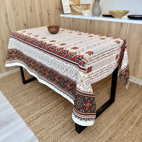Скатертина бавовняна 150 х 150 см 