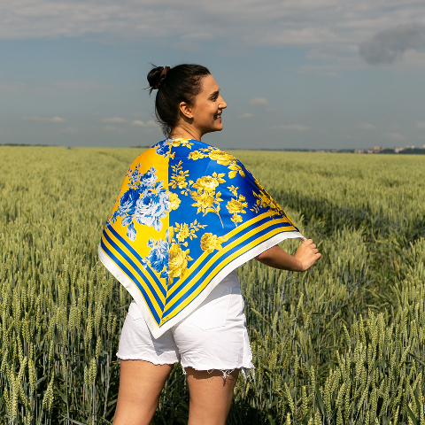 Хустка патріотична (атлас) 90 х 90 см (С90150-3)